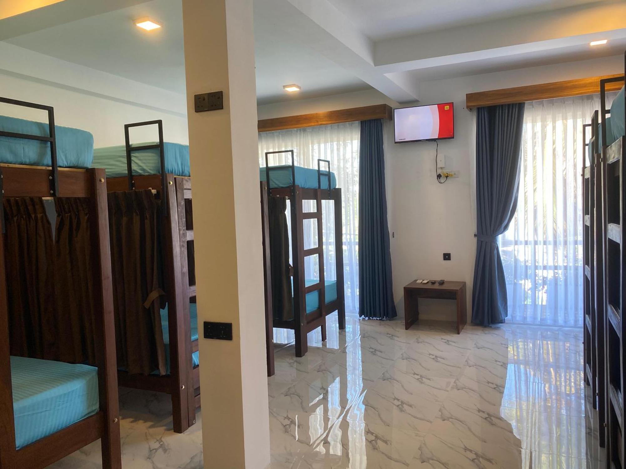Trinco Beach Resort Trincomalee Exterior photo